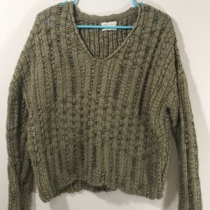 Urban Outfitters sweater size small